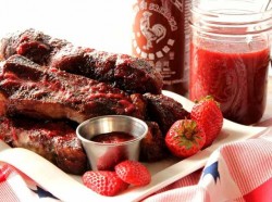 strawberry-sriracha-bbq-sauce-15.jpg