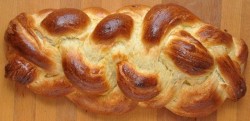 Swiss-Zopf-Bread.jpg