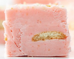 strawberry-fudge-header.jpg