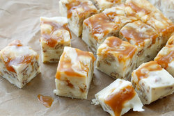 white-chocolate-caramel-fudge-2.jpg