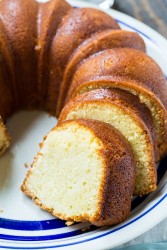 amaretto-pound-cake-2.jpg