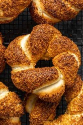 Turkish-simit.jpg