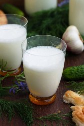 Ayran-Turkish-Yogurt-Drink-3-640x960.jpg