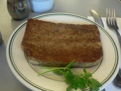 1600px-Plate_of_scrapple.jpg