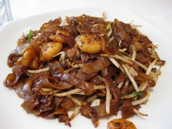 pastas-char-kway-teow-flickr-acme-2438558602-4x3.jpg