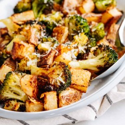 Roasted-Potatoes-and-Broccoli-sq.jpg