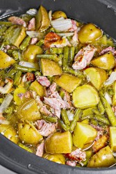 Slow-Cooker-Ham-Green-Beans-and-Potatoes-6-1365x2048.jpg