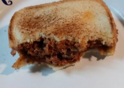bennys-corned-beef-sandwich-batch-3-recipe-main-photo.jpg