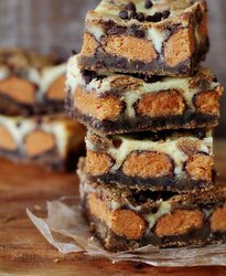 Butterfinger-Cookie-Dough-Cheesecake-Bars-by-Bakers-Royale1.jpg