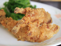 20111115-nasty-bits-chicken-feet-fried-primary-thumb-625xauto-199470.jpg