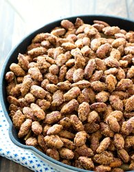 editedRoastedCinnamonSugarAlmonds003.jpg