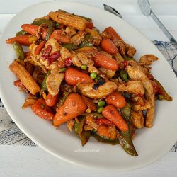 Teriyaki-Chicken-Stir-Fry-1.jpg