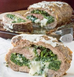 spinach-stuffed-meatloaf4-1-of-1.jpg
