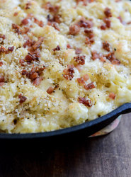 Skillet-Brussels-Bacon-Mac-I-howsweeteats.com-3.jpg