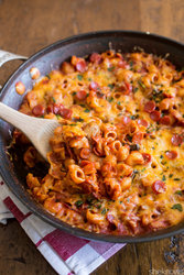 Loaded_combo_pizza_pasta_bake_2.jpg