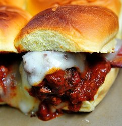 meatball-sliders-DSC_1927.jpg