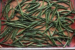 sriracha-and-honey-green-beans-1-small.jpg