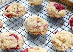 raspberry-scone-cookies-7-1-of-1.jpg