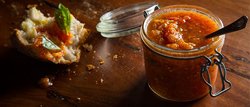 Web-Article-No-Cook-Tomato-Sauce-Fresh-Heirloom-Summer-Pasta-Bread-Dip-Recipe.jpg