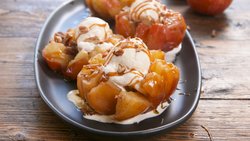 delish-bloomin-grilled-apples-still001-1527803434.jpg