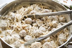 meatball-stroganoff-fettuccine-7.jpg