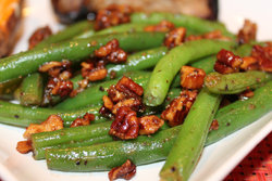 spiced-pecan-green-beans-up-close.jpg
