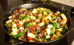 ground-beef-zucchini-tomato-dish-skillet-1024x683.jpg