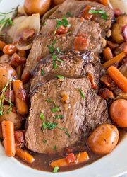 Slow-Cooker-Yankee-Pot-Roast-Recipe-6pin.jpg