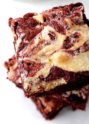 Red-Velvet-Oreo-Swirl-Brownies12.jpg