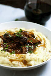 wine-braised-short-ribs-3.jpg