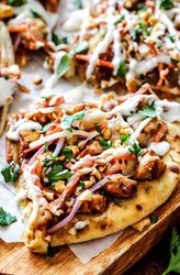 thai-chicken-flatbread-pizza-main3.jpg