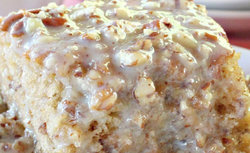 SOUTHERN-PECAN-PRALINE-SHEET-CAKE.jpg