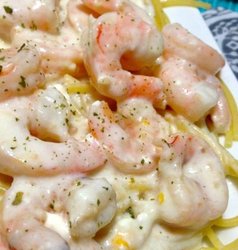 Cheesy-Garlic-Shrimp-Alfredo.jpg