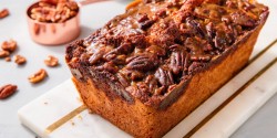 pecan-pie-pound-cake-delish-1538166858.jpg