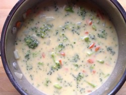 Broccoli-Cheese-and-Potato-Soup.jpg