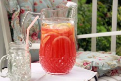rosemary-peach-lemonade-edited.jpg