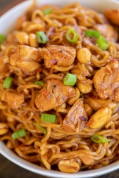 spicy sriracha chicken noodles-2.jpg