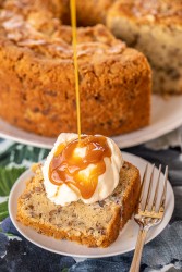 pecan pound cake-4.jpg