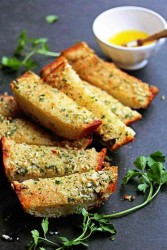 Homemade-Garlic-Bread-Recipe-2-683x1024.jpg