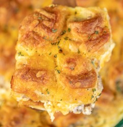 sausage & cream cheese crescent breakfast casserole-5.jpg