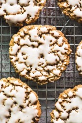 maple-iced-oatmeal-cookies-9484-September-05-2018-1-e1543427924601.jpg