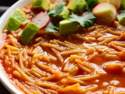 sopa-de-fideo-picture-720x540.jpg