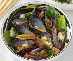 mussels-recipe-with-blue-cheese-5.jpg