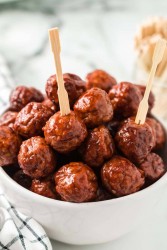 Easy-Crockpot-Meatballs.jpg