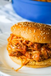 cheesyspaghettisloppyjoes-16-min.jpg