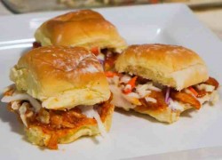 sweetchilibbqchickensliders-1-min.jpg