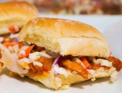 sweetchilibbqchickensliders-6-min.jpg