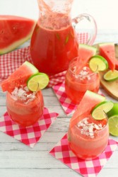 Watermelon-Coconut-Rum-Punch-Coconut-Rum-Punch-vert5.jpg