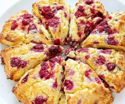 rasp-scones-1.jpg